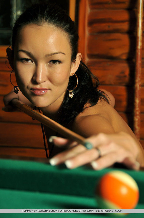 Целия, 24 года, 4 размер груди